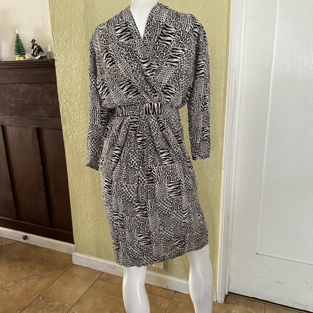 Elegant Animal Print Midi Dress